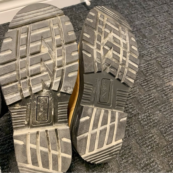 Acton Steel-toed Work Boots - Picture 12 of 12